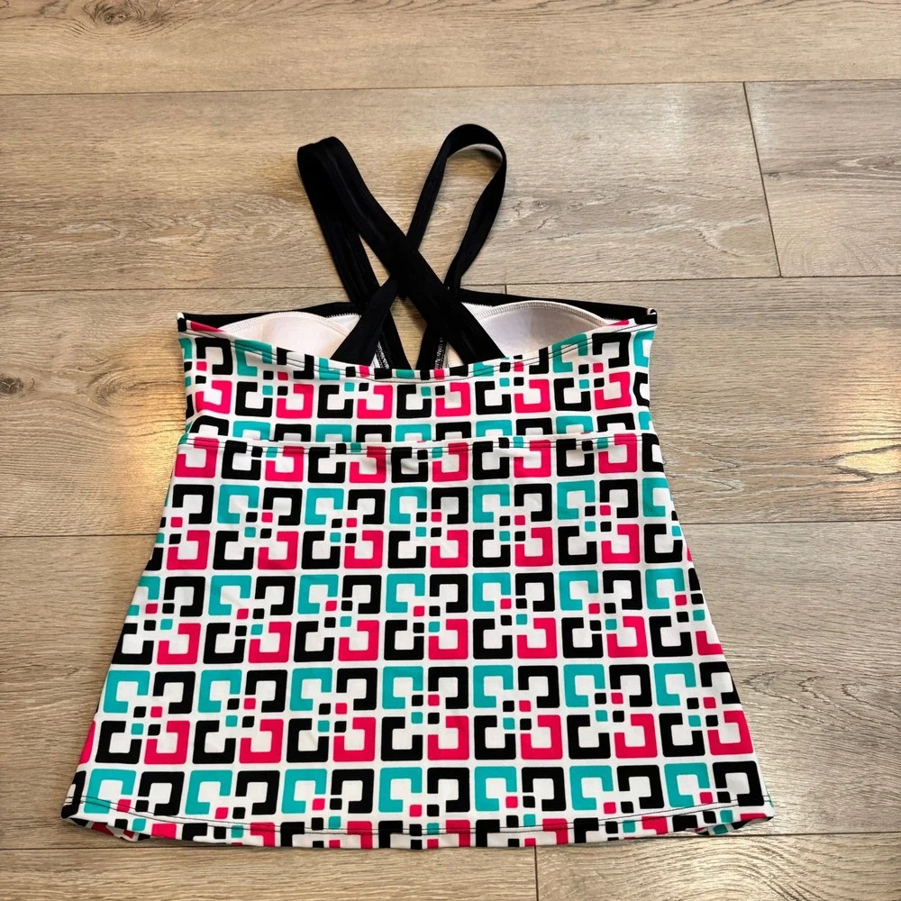 Sonoma Tankini Swim Top Medium 8 Geometric Print Swimsuit‎ Criss Cross Straps